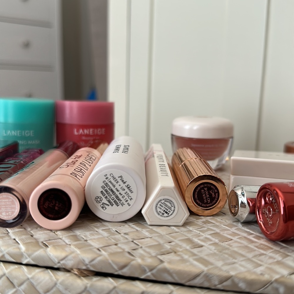 Makeup bundle - Picture 3 of 4